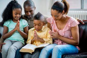 ¿Qué es la oración a Dios? Es la mejor conversación familiar